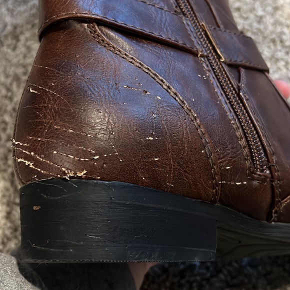 Baretraps Women’s Wide Calf Boots - Picture 6 of 6